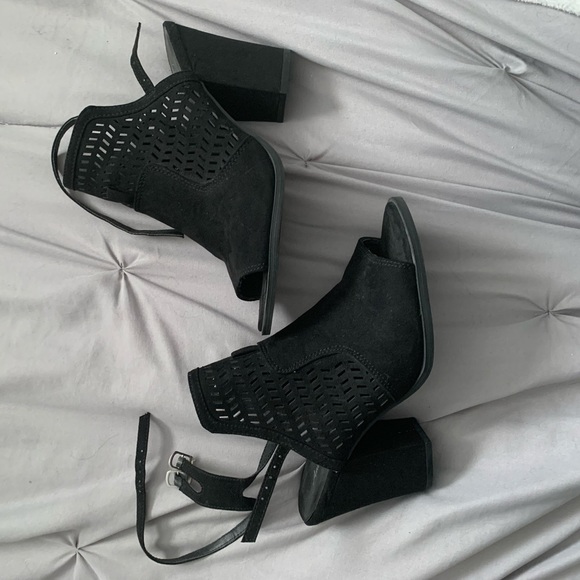 American eagle heels - Picture 1 of 1